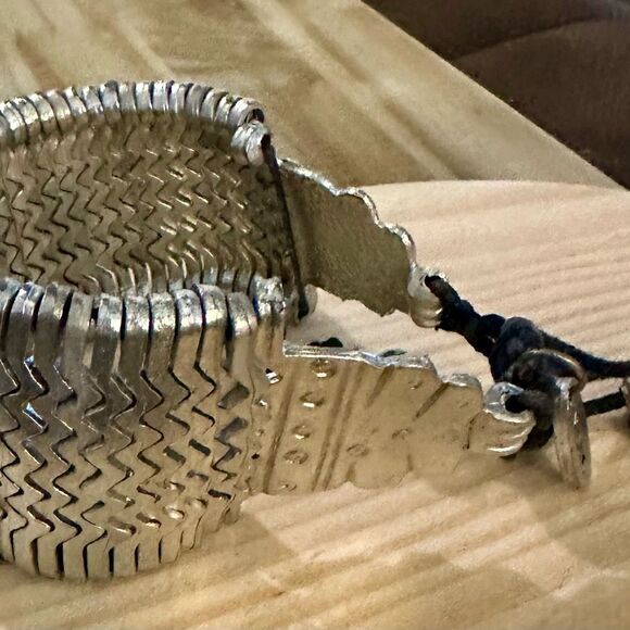 Silver Zigzag  Bracelet w/drawstring closure - Picture 2 of 5